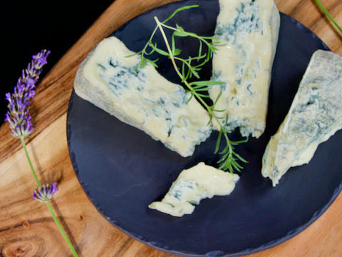 Kékpenészes sajt receptje